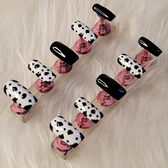 Press on nails - Picture 2 of 5